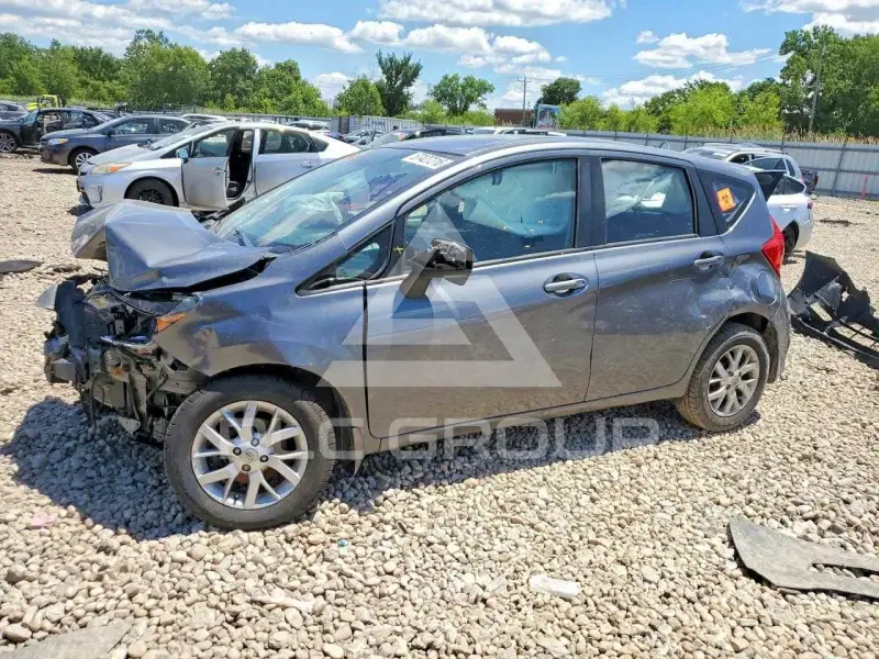 2018 Nissan VERSA photo