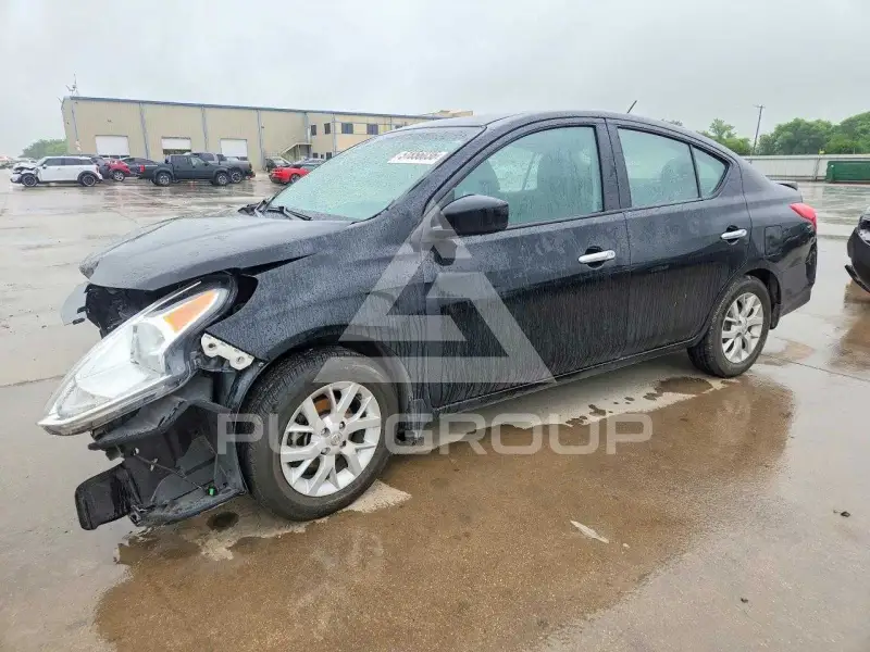 2018 Nissan VERSA фото