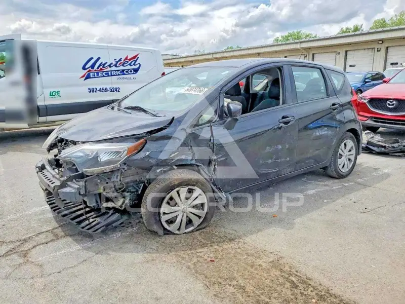2018 Nissan VERSA photo