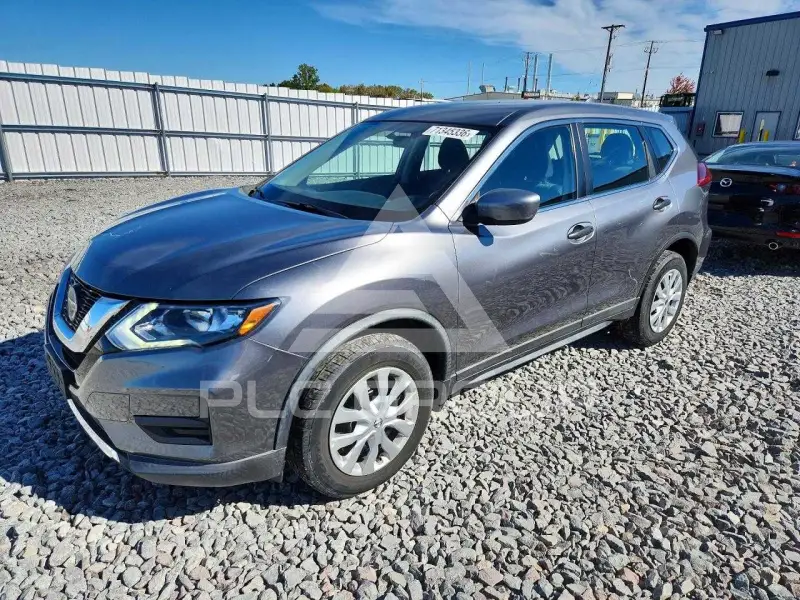 2018 Nissan ROGUE photo