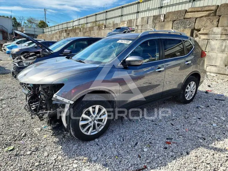 2018 Nissan ROGUE фото