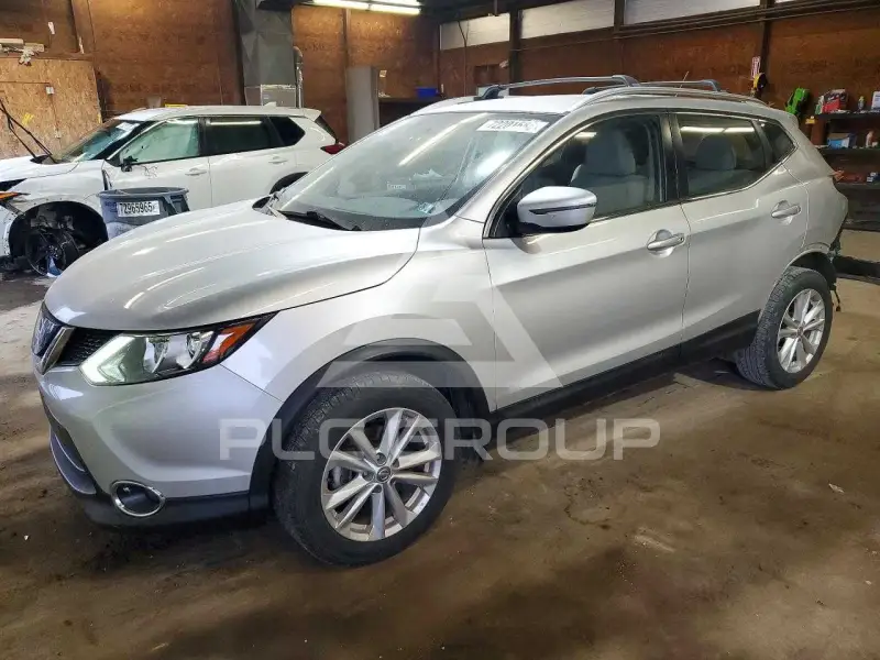 2018 Nissan ROGUE фото