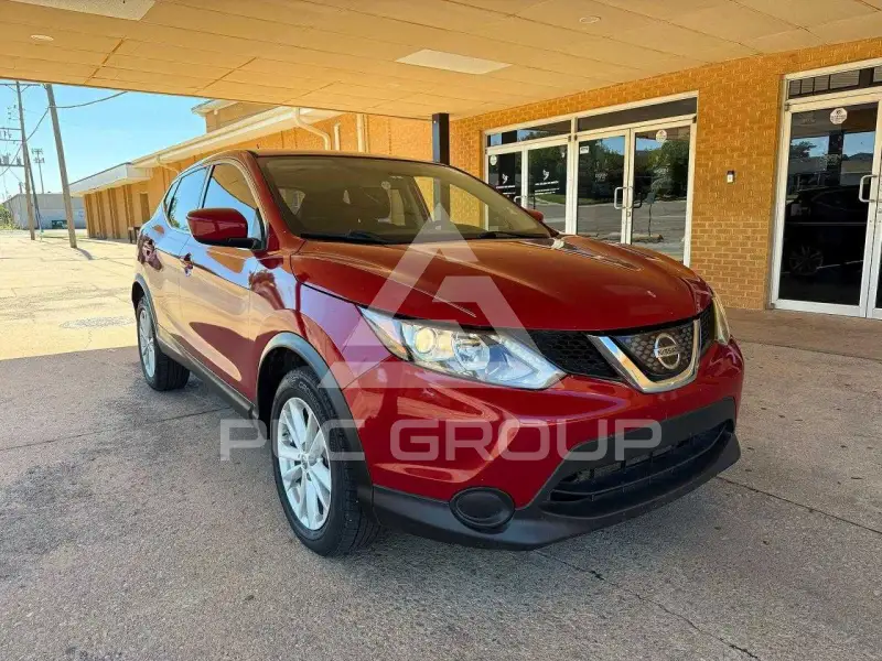 2018 Nissan ROGUE photo