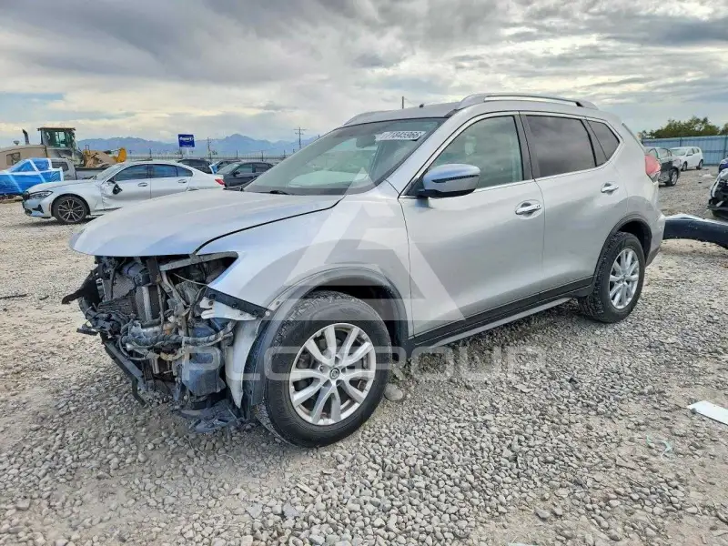 2018 Nissan ROGUE фото