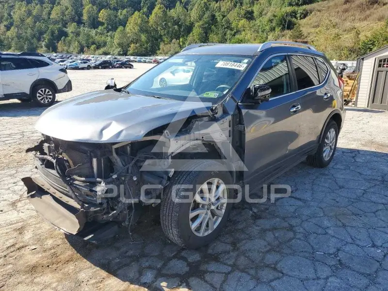 2018 Nissan ROGUE photo