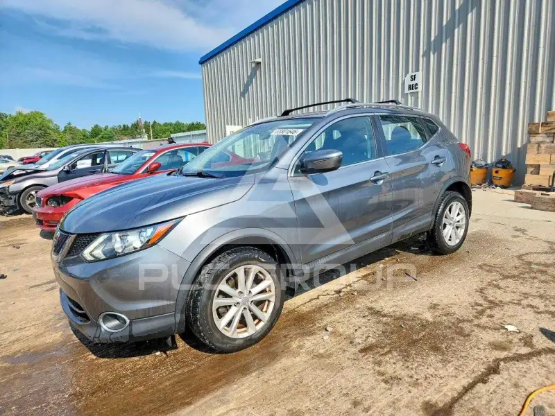 2018 Nissan ROGUE photo