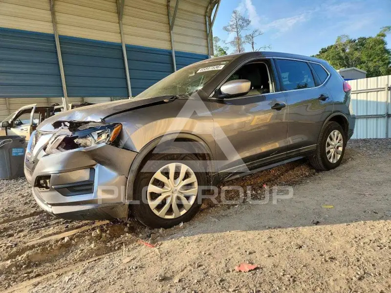 2018 Nissan ROGUE photo