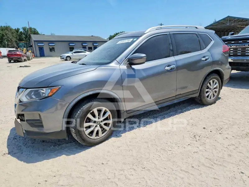 2018 Nissan ROGUE photo