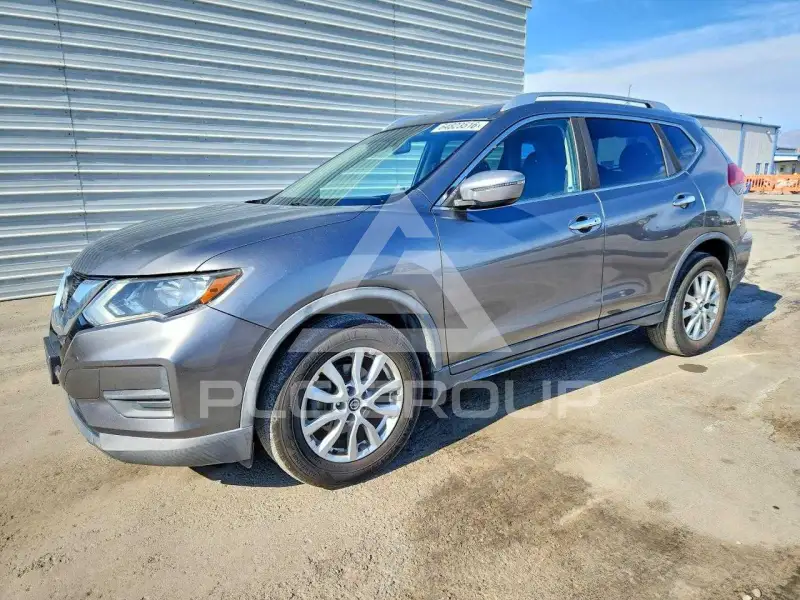 2018 Nissan ROGUE photo