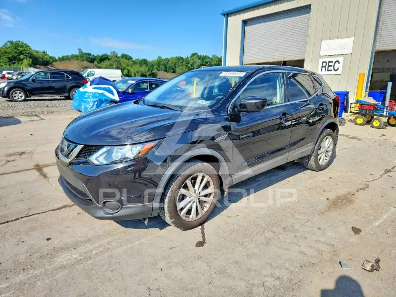 2018 Nissan ROGUE фото