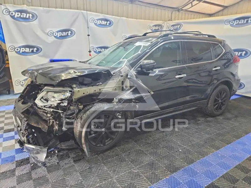 2018 Nissan ROGUE фото