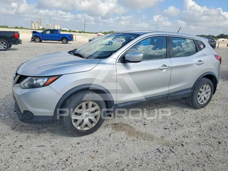 2018 Nissan ROGUE фото