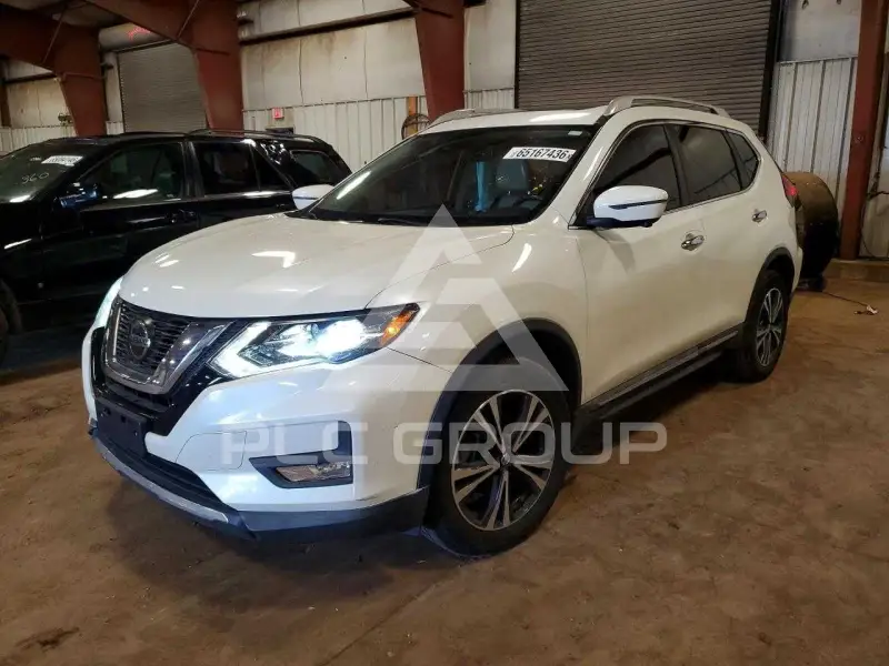 2018 Nissan ROGUE photo