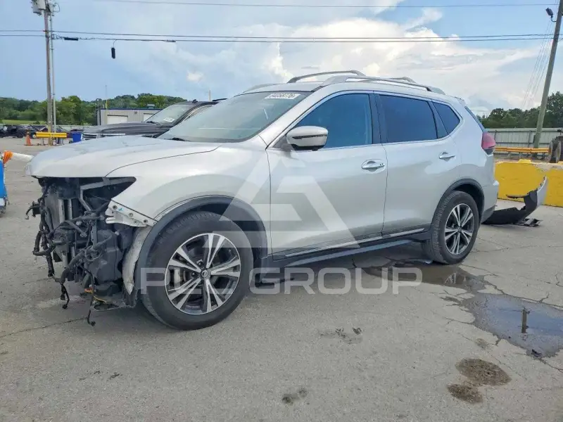 2018 Nissan ROGUE фото