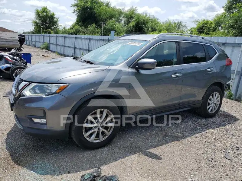 2018 Nissan ROGUE photo
