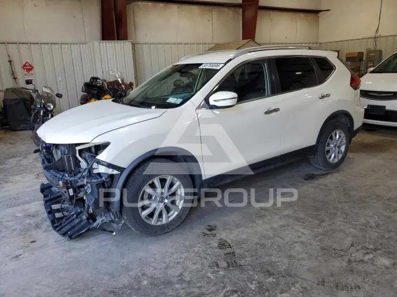 2018 Nissan ROGUE photo