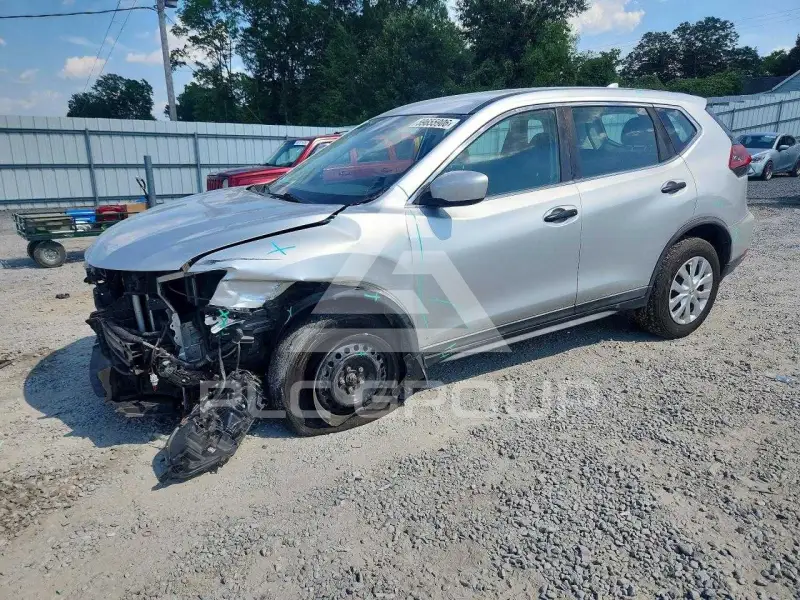 2018 Nissan ROGUE photo