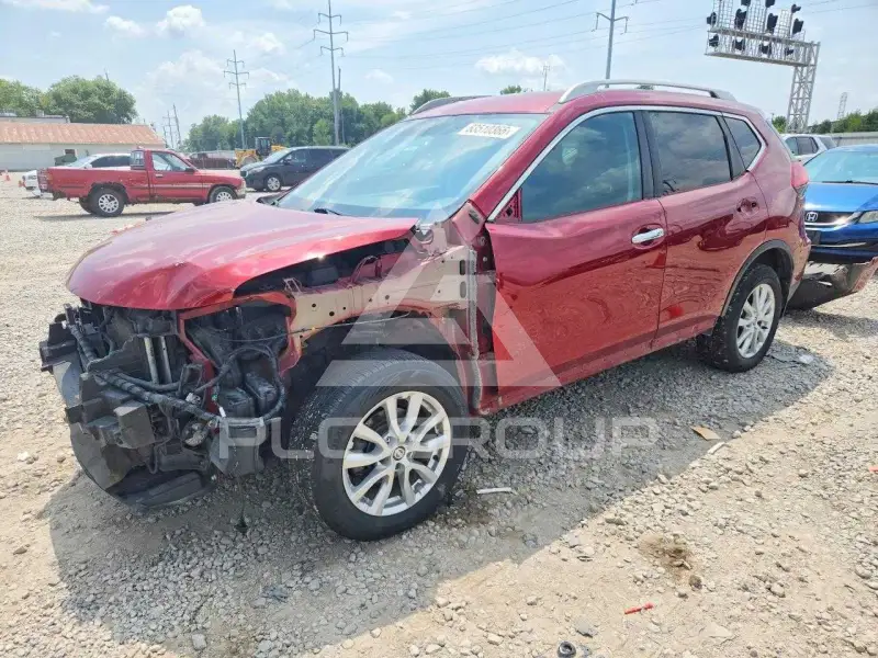 2018 Nissan ROGUE photo