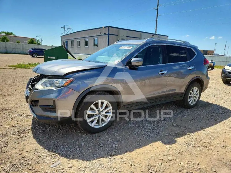 2018 Nissan ROGUE photo