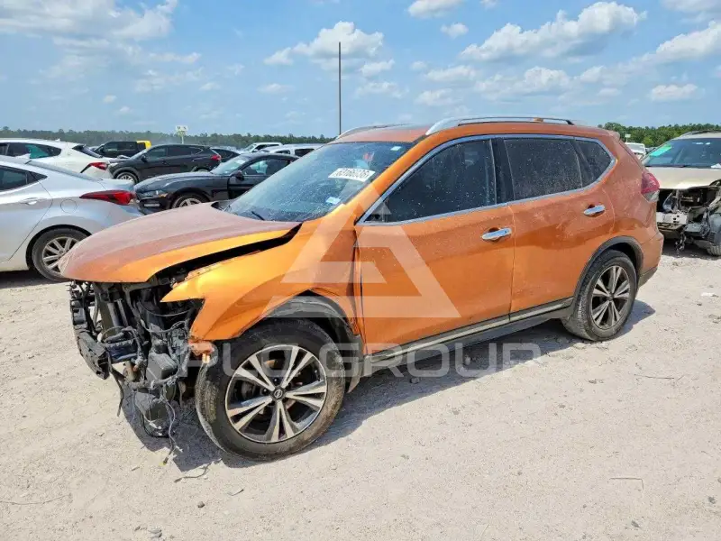 2018 Nissan ROGUE фото