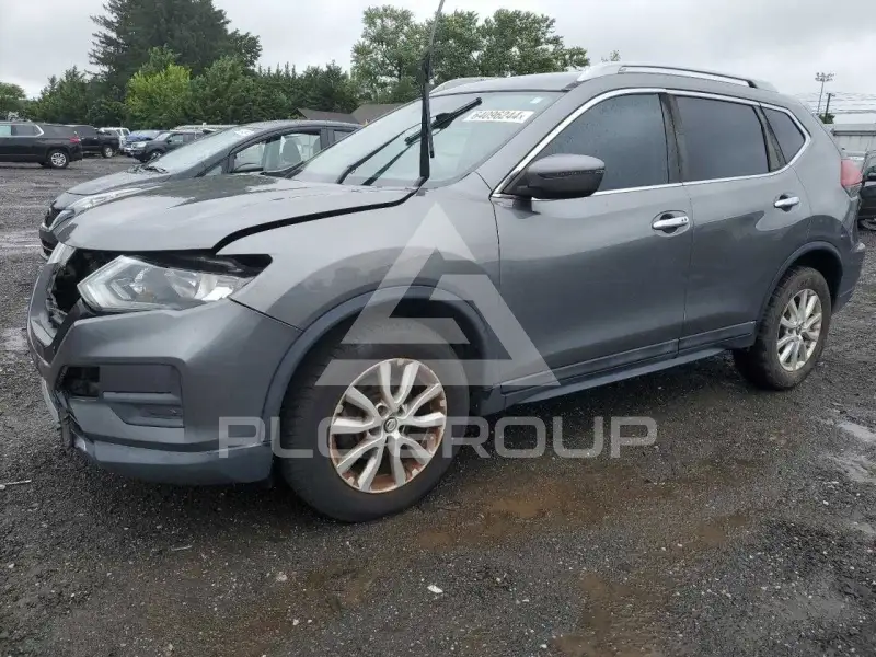 2018 Nissan ROGUE photo