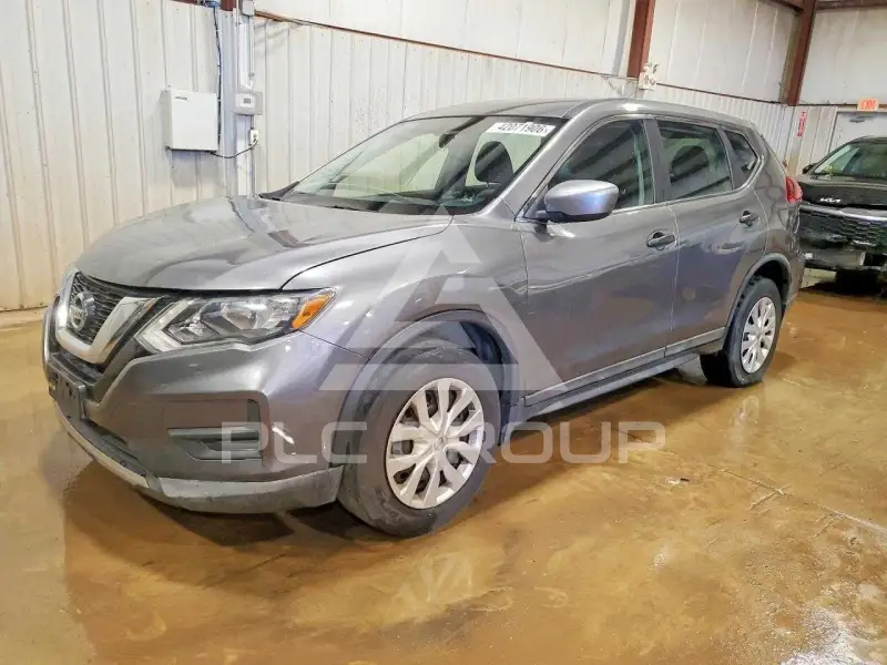 2018 Nissan ROGUE photo