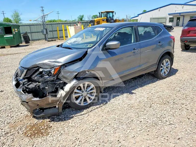 2018 Nissan ROGUE фото