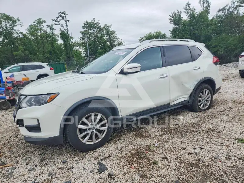 2018 Nissan ROGUE photo