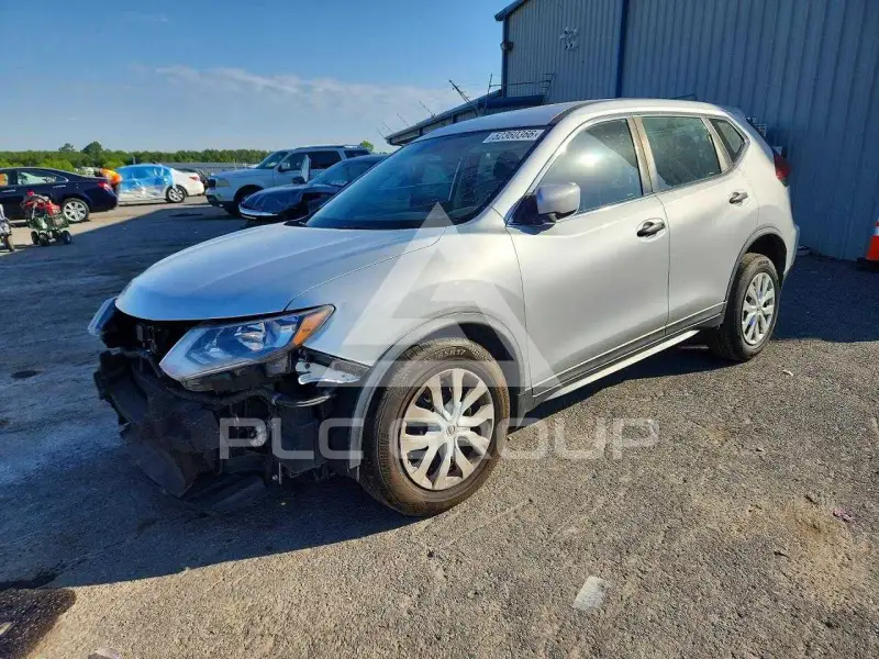 2018 Nissan ROGUE photo
