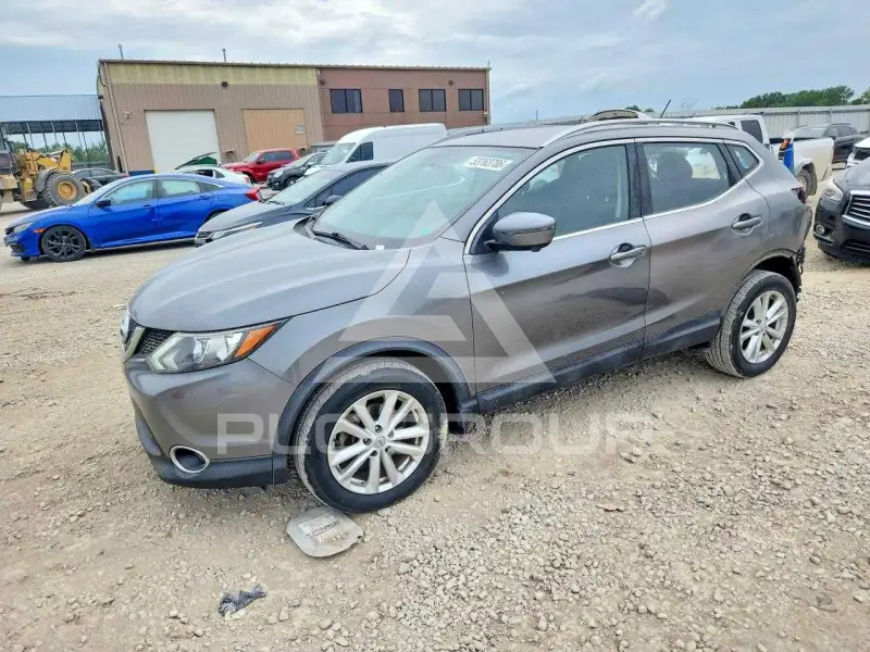 2018 Nissan ROGUE фото