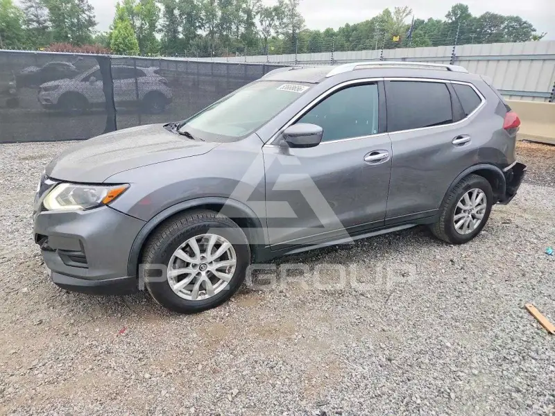 2018 Nissan ROGUE photo