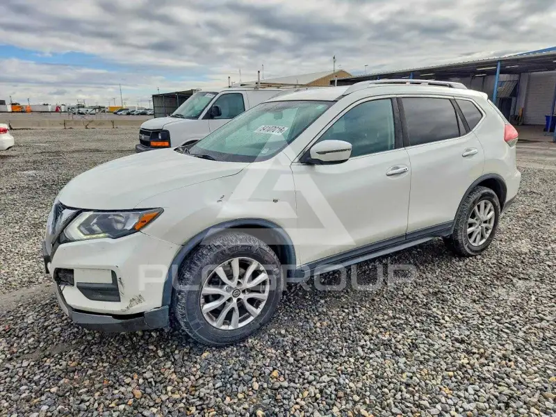 2018 Nissan ROGUE photo