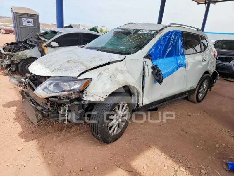 2018 Nissan ROGUE photo