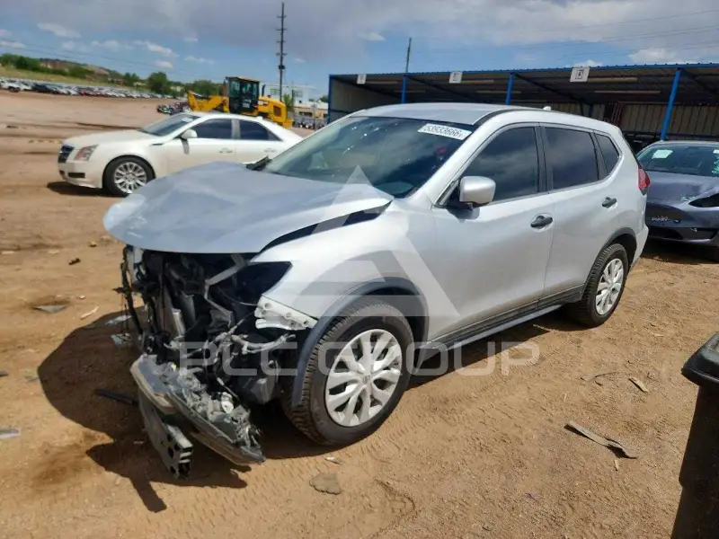 2018 Nissan ROGUE photo