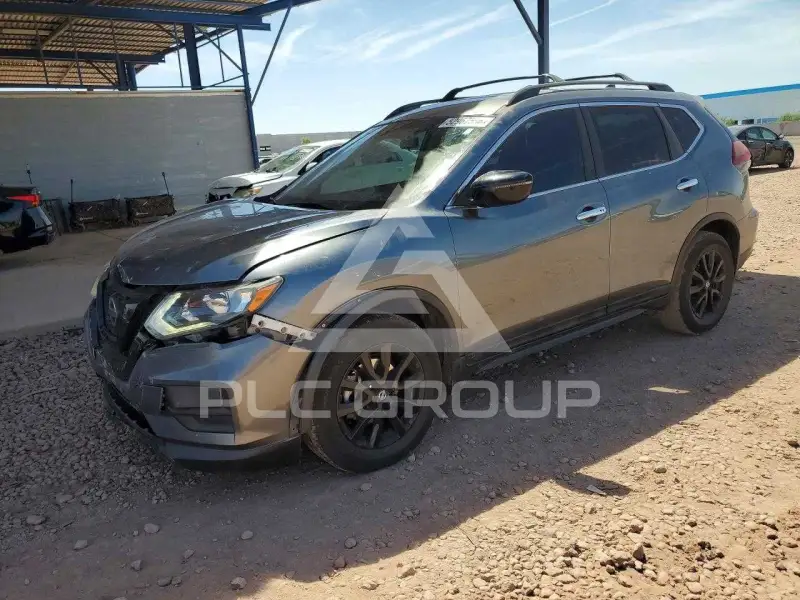 2018 Nissan ROGUE photo