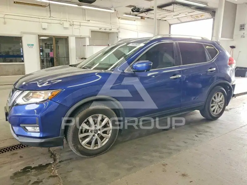 2018 Nissan ROGUE photo