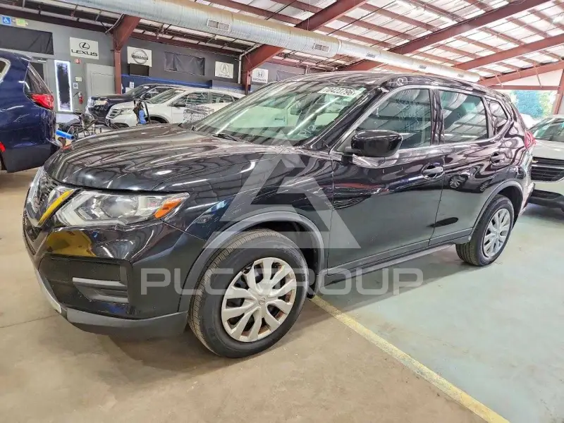 2018 Nissan ROGUE photo