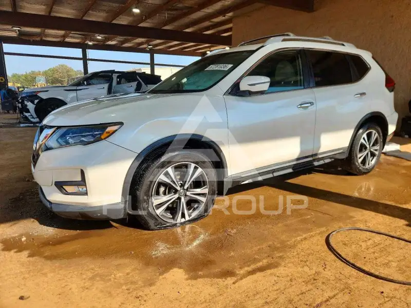 2018 Nissan ROGUE фото