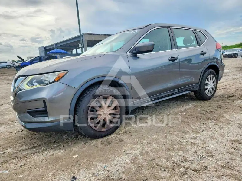 2018 Nissan ROGUE photo