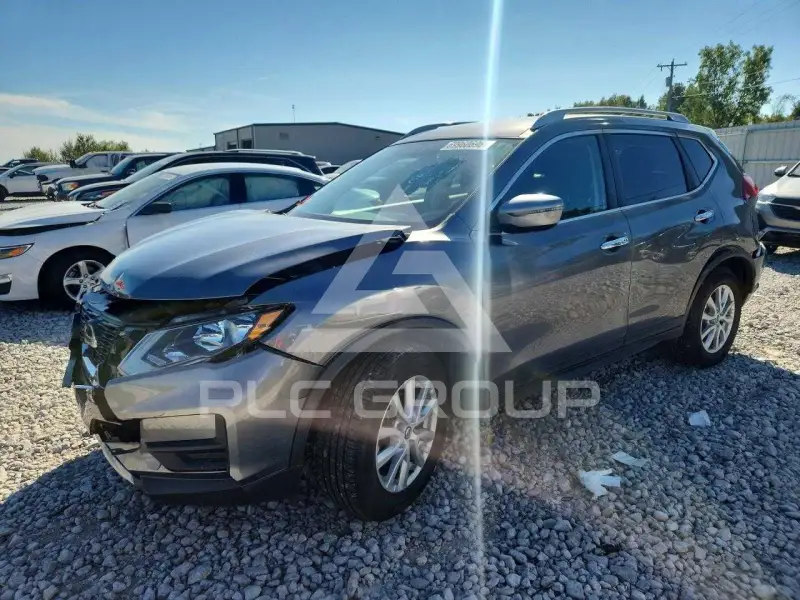 2018 Nissan ROGUE photo