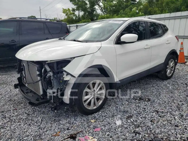 2018 Nissan ROGUE фото