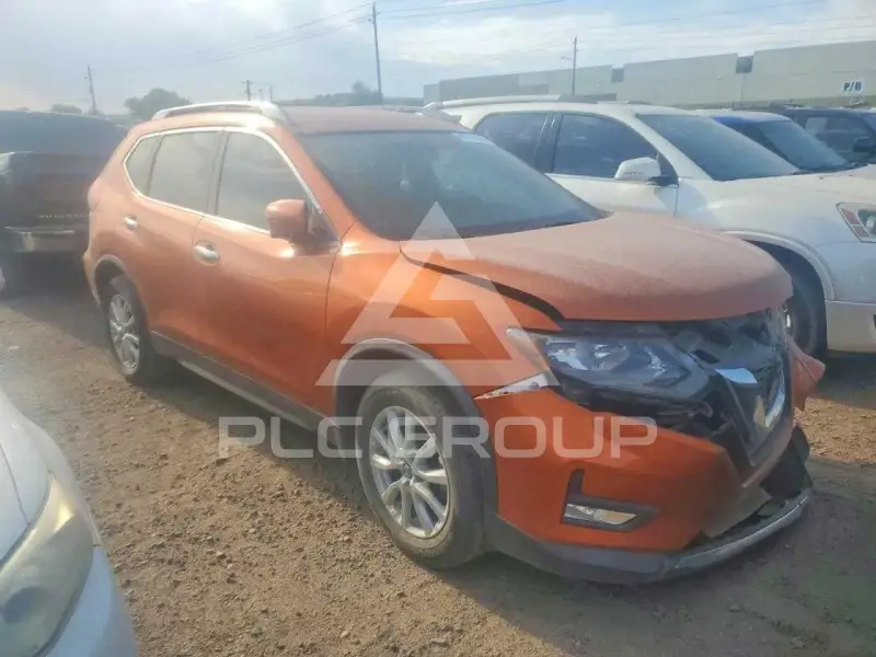 2018 Nissan ROGUE photo