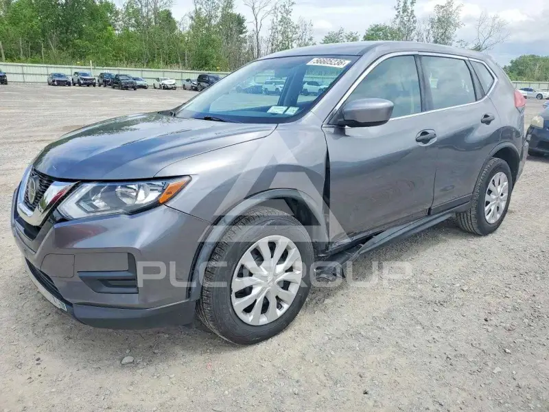 2018 Nissan ROGUE photo
