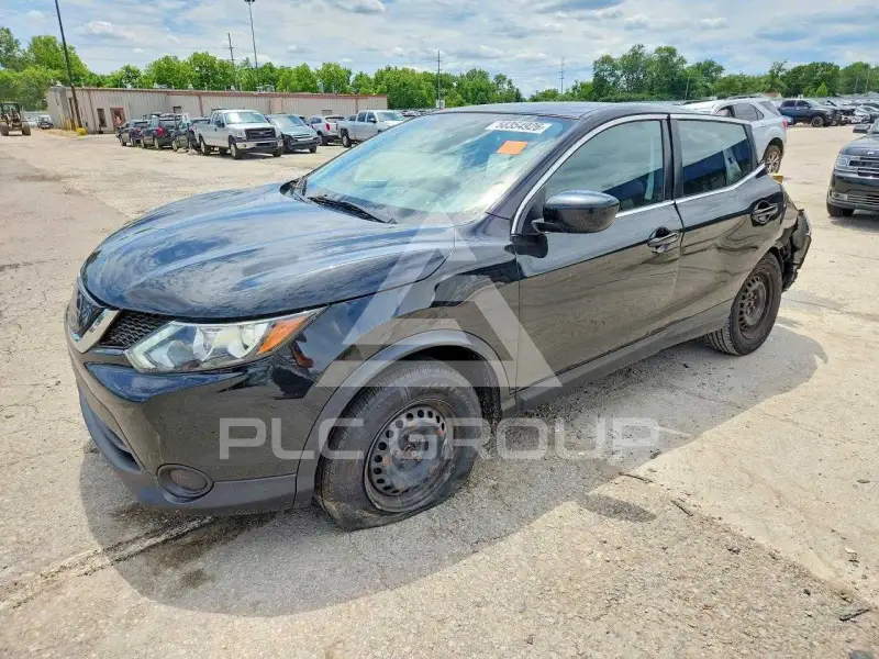 2018 Nissan ROGUE photo