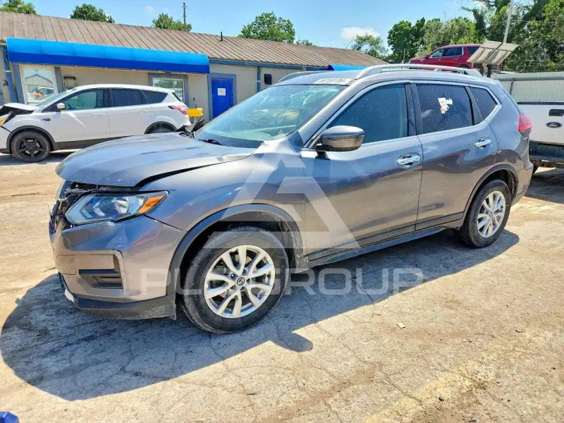 2018 Nissan ROGUE photo