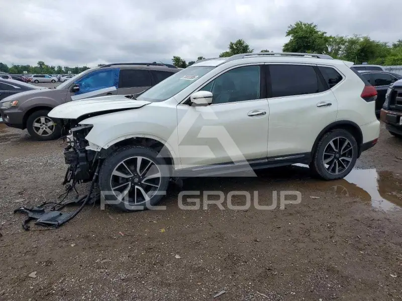 2018 Nissan ROGUE photo