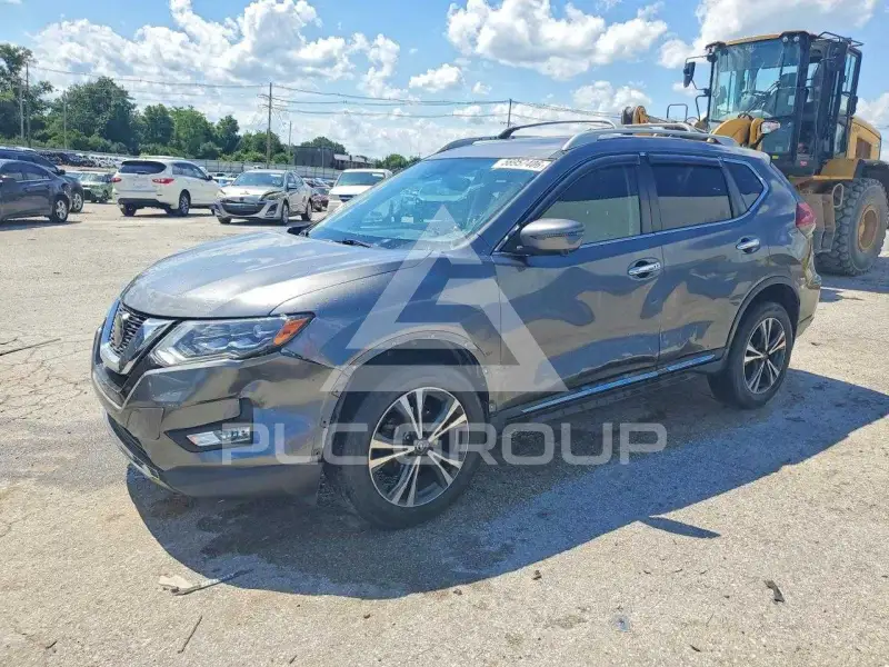 2018 Nissan ROGUE photo