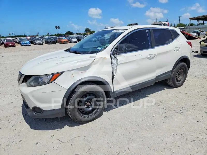2018 Nissan ROGUE фото