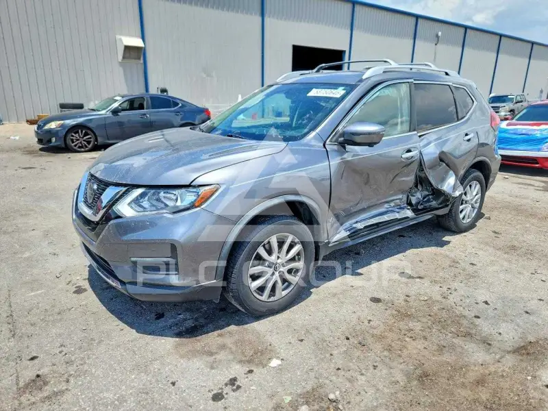 2018 Nissan ROGUE photo