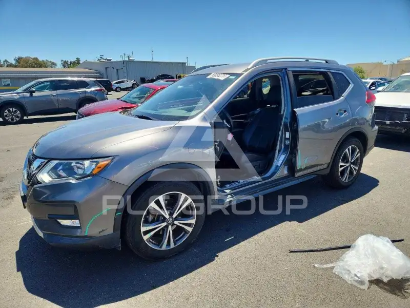 2018 Nissan ROGUE фото